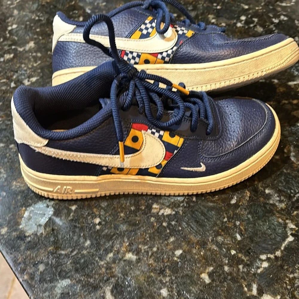 Nike Airforce 1 Nautical Sneakers! Size 5